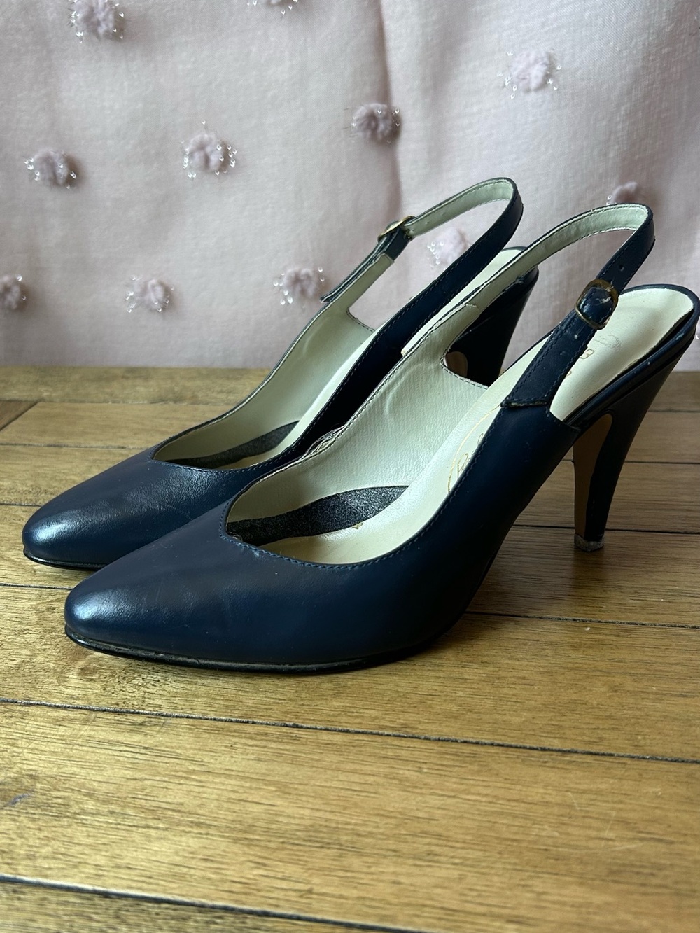 Sleek Navy Slingback Pointed-Toe Heels